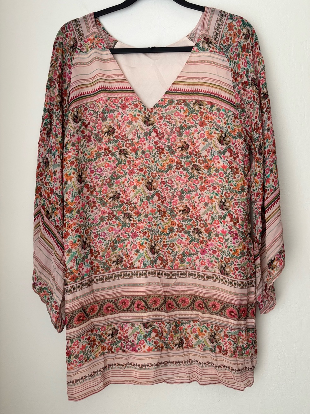 Lavender Brown Mini Shift Dress Size Small Floral Elephant V-Neck Bell Sleeves
